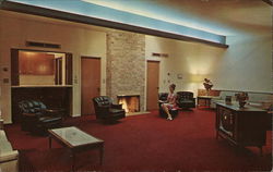 Tyee Motor Inn Postcard