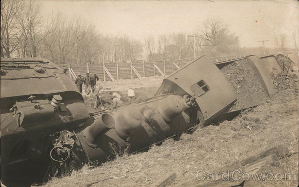 Derailed Train - Michigan November 13, 1910 Disasters