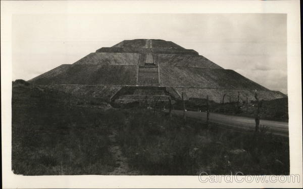 Pyramid of the Sun Teotihuacan Mexico