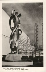 New York World's Fair 1939, The Statue Textiles by Robert Foster Postcard