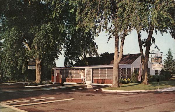 Bob Briggs' Wee Packet Dennis Port Massachusetts