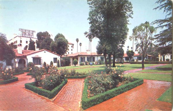 Chapman Park Hotel & Bungalows, 3405 Wilshire boulevard Los Angeles California