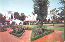 Chapman Park Hotel & Bungalows, 3405 Wilshire boulevard Postcard