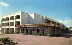 Howard Johnson's Motor Lodge, 2870 South County road Postcard
