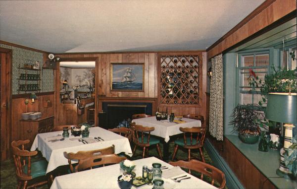 Carriage Trade Restaurant, Rte. 28 - Harwichport Cape Cod Massachusetts