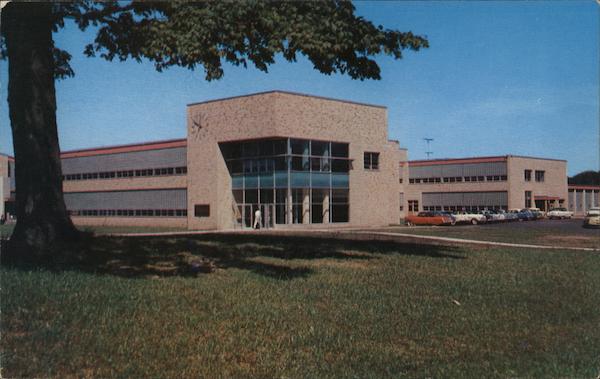 Flint College - Harlow H. Curtice Community College Building Michigan