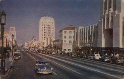 "Miracle Mile" looking East of Wilshire Boulevard "Miracle Mile" looking East of Wilshire Boulevard
