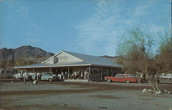 Store & Restaurant Black Meadow Landing California