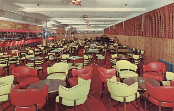 The Terrace Lounge at Grossinger's New York