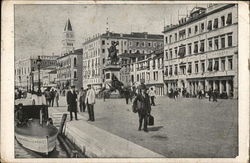 Hotel de Londres Venice, Italy Postcard Postcard