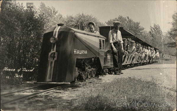 A Small Train Full of Children - Hiawatha Benton Harbor Michigan