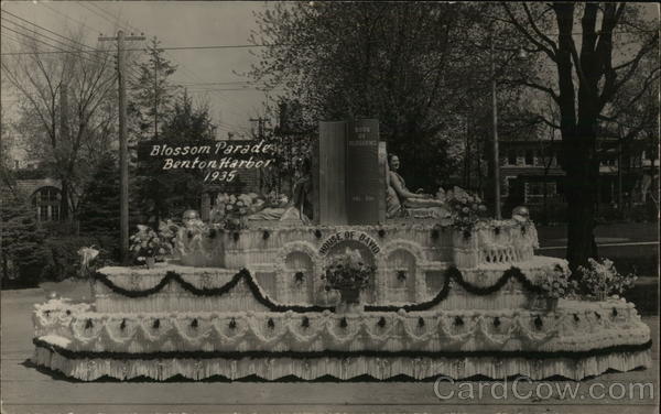 Blossom Parade 1935 Benton Harbor Michigan House of David