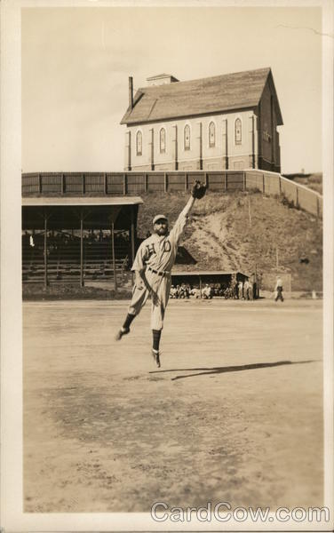 Outfielder Catching Ball Baseball