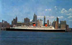 S. S. Queen Elizabeth Manhattan, NY Postcard Postcard
