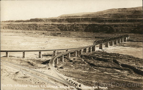 Oregon Trunk R.R. Bridge - Celilo Falls, Columbia River The Dalles