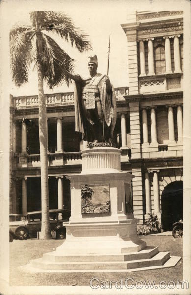 Statue of King Kamehameha Honolulu Hawaii