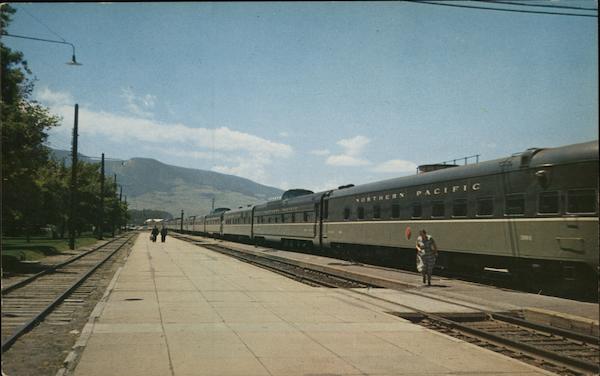 North Coast Limited Trains, Railroad