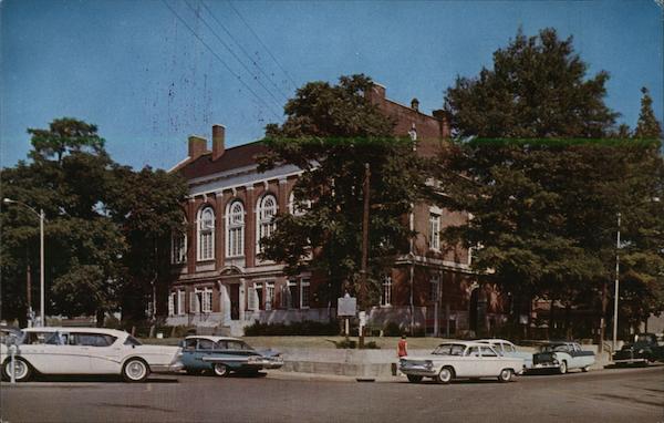 Benton County Courthouse Camden Tennessee