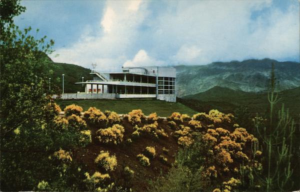 Vista House, Shasta Dam Shasta Lake California
