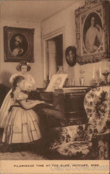 PIlgrimage Time at the Elms Natchez Mississippi