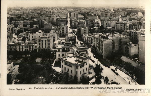 Les Services Administratifs Militres et l'Avenue Mers-Sultan Casablanca Moroco
