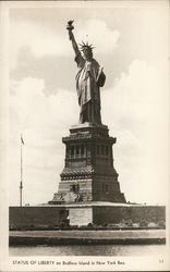 Statue of Liberty, Bedloes Island Postcard