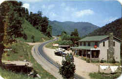 Goose Creek Crafts, Hwy. 19 Asheville, NC Postcard Postcard