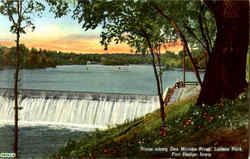 Scene Along Des Moines River, Loomis Park Fort Dodge, IA Postcard Postcard