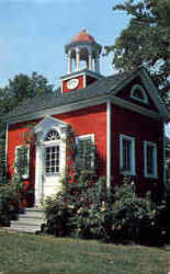 Colonial Courthouse Postcard