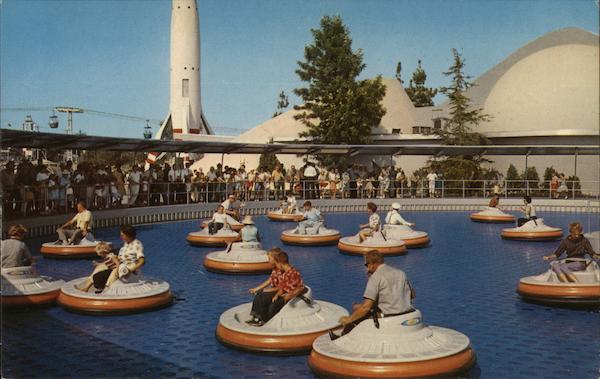 Flying Saucers Anaheim California Disney