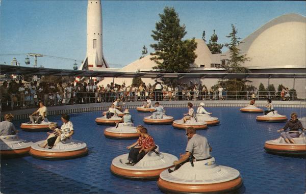 Flying Saucers Anaheim California Disney