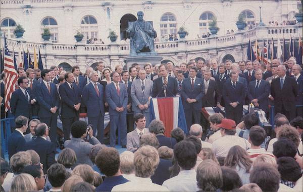 Vice Presidential candidate George Bush Presidents