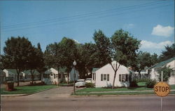 De Lux Motel Postcard
