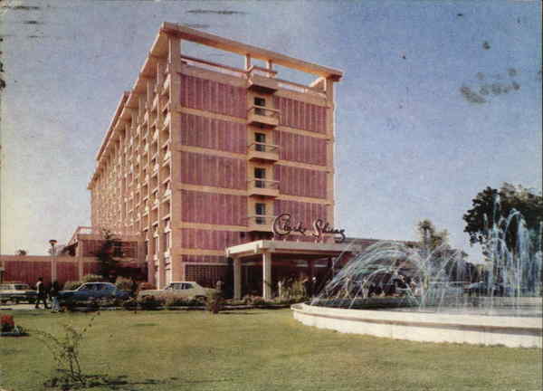 Clarks Shiraz Agra India