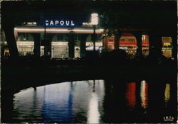 Place Wilson - Cafes & Hotels Postcard