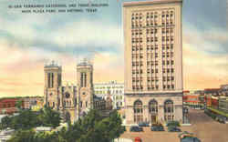 San Fernando Cathedral And Frost Building, Main Plaza Park Postcard