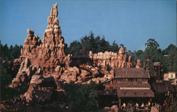 Big Thunder Mountain Railroad, Frontierland Disney