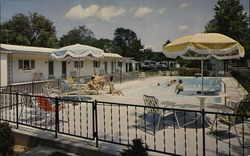 Bluebird Motel and Cottages Postcard