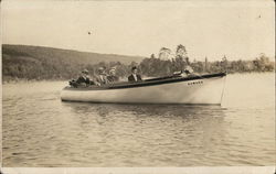 People on a boat "Romona" Postcard