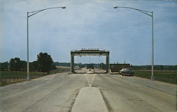 Entrance to Will Rogers Turnpike Tulsa Oklahoma