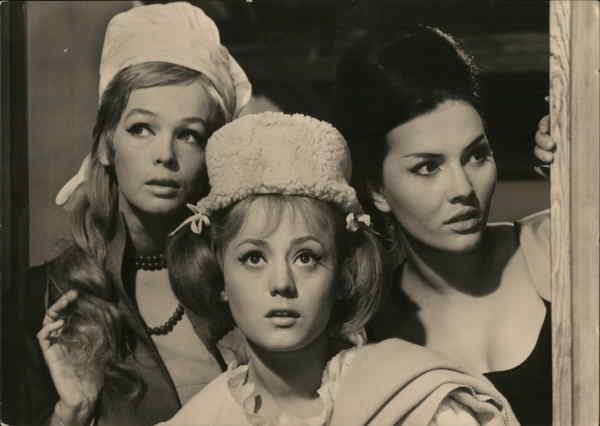 Teri Tordai, Eva Pap, Ildiko Pecsi Actresses