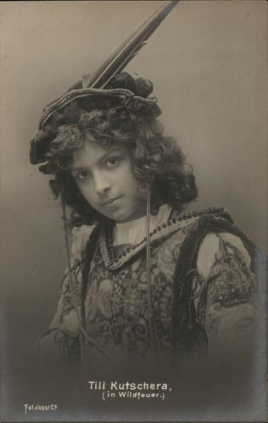 Tili Kutschera, Wildfire Actresses