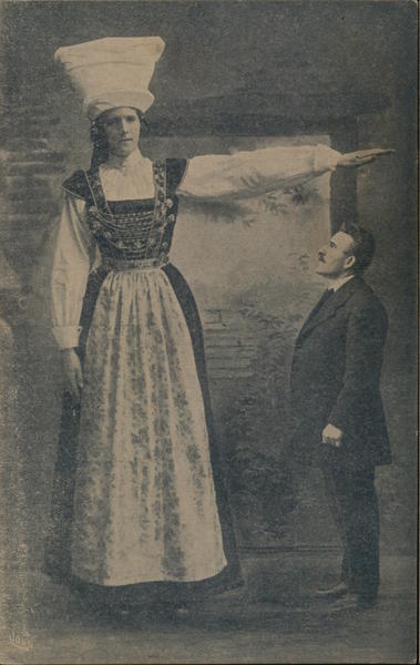 Margaretha Marsian born 1897 Visby Gotland Sweden. 6 feet 9.5 inches (207 cm)