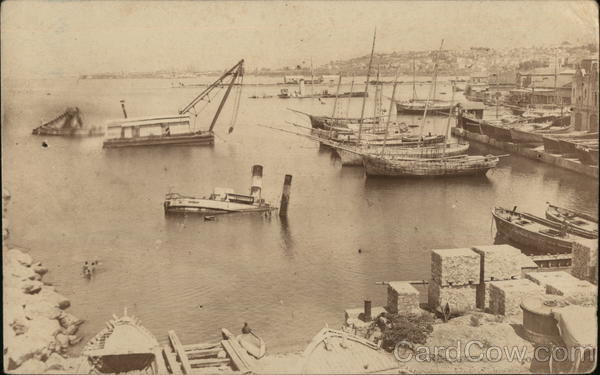 Docked boats, Sinking, dredges Boats, Ships