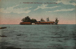 Le Mouchoir Rouge Postcard