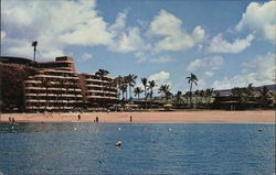 Sheraton-Maui Hotel Postcard