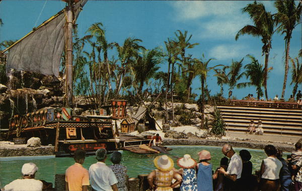 Porpoise Show at Cape Coral Gardens Near Ft. Myer Florida