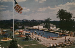 Charles and Lillian Brown's Hotel Postcard