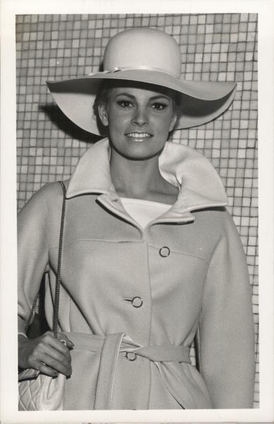 Raquel Welch Actresses