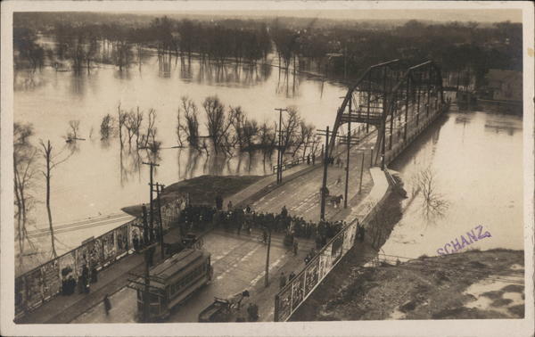 Trolley, Columbia Street Bridges & Lake Trolleys & Streetcars